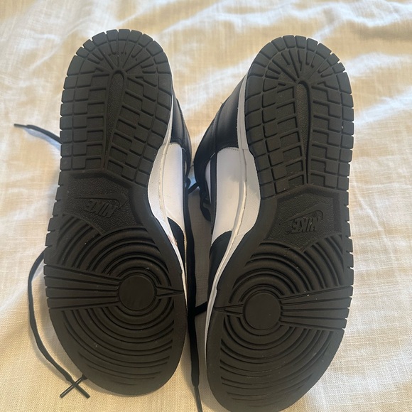 Nike Women’s Dunk High Sneaker - Picture 2 of 4